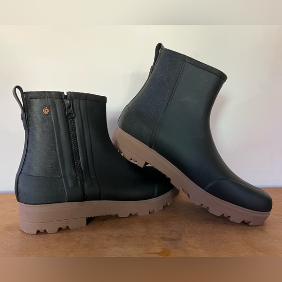 Bogs Rain Boots - Picture 8 of 13